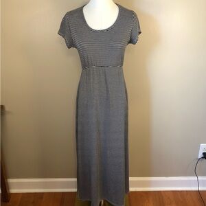 Olivia Rae Black & White Striped Pull On - Keyhole in Back - Maxi Dress Size L